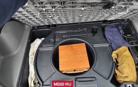 Toyota Matrix, 2004 год, 775 000 рублей, 2 фотография
