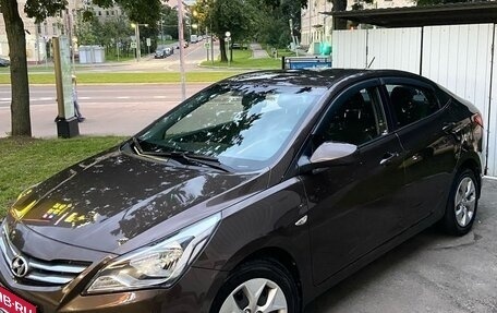 Hyundai Solaris II рестайлинг, 2015 год, 1 290 000 рублей, 6 фотография