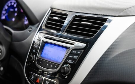 Hyundai Solaris II рестайлинг, 2011 год, 772 000 рублей, 22 фотография