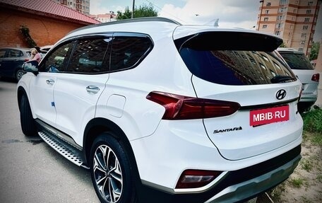 Hyundai Santa Fe IV, 2018 год, 2 570 000 рублей, 4 фотография