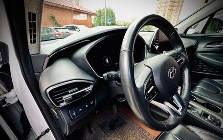 Hyundai Santa Fe IV, 2018 год, 2 570 000 рублей, 16 фотография