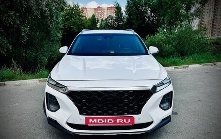 Hyundai Santa Fe IV, 2018 год, 2 570 000 рублей, 2 фотография