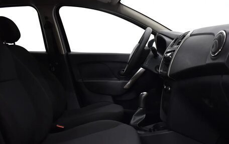 Renault Logan II, 2015 год, 750 000 рублей, 9 фотография