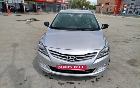 Hyundai Solaris II рестайлинг, 2014 год, 775 000 рублей, 2 фотография