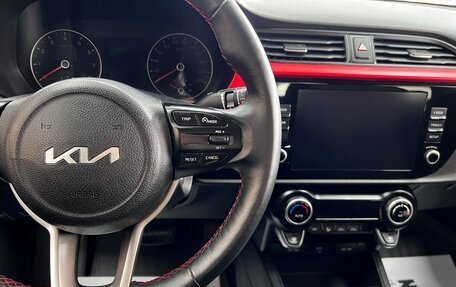 KIA Rio IV, 2021 год, 1 695 000 рублей, 18 фотография