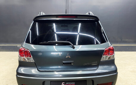 Mitsubishi Outlander III рестайлинг 3, 2003 год, 440 000 рублей, 4 фотография