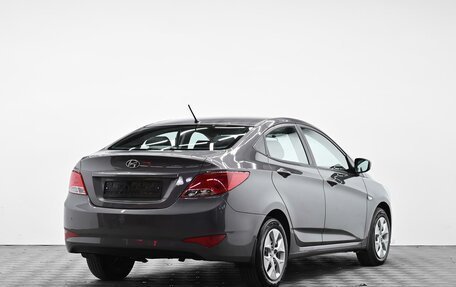 Hyundai Solaris II рестайлинг, 2016 год, 895 000 рублей, 3 фотография