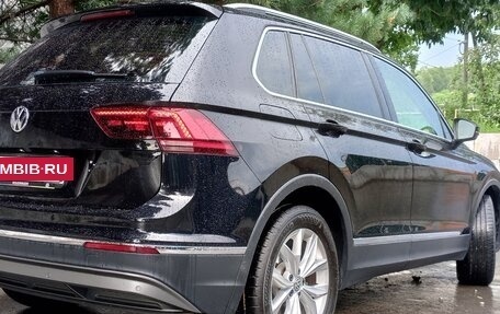 Volkswagen Tiguan II, 2019 год, 3 000 000 рублей, 4 фотография