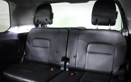 Toyota Land Cruiser 200, 2015 год, 3 840 000 рублей, 6 фотография