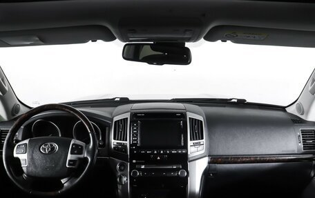 Toyota Land Cruiser 200, 2015 год, 3 840 000 рублей, 7 фотография
