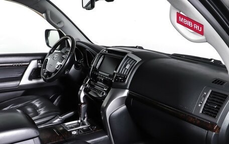 Toyota Land Cruiser 200, 2015 год, 3 840 000 рублей, 4 фотография