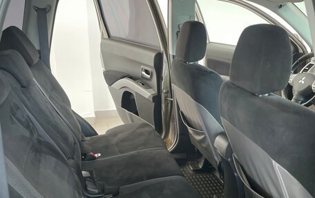 Mitsubishi Outlander III рестайлинг 3, 2008 год, 844 000 рублей, 15 фотография