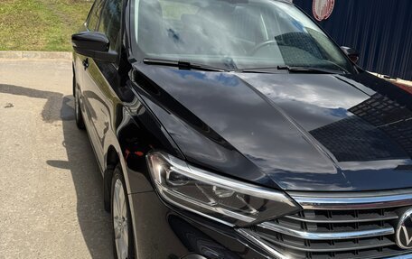 Volkswagen Polo VI (EU Market), 2020 год, 1 740 000 рублей, 2 фотография