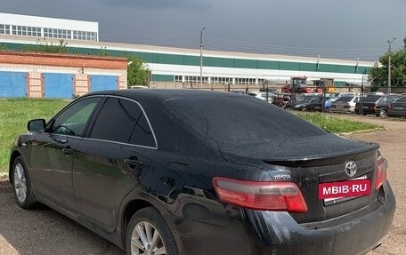 Toyota Camry, 2007 год, 895 000 рублей, 3 фотография