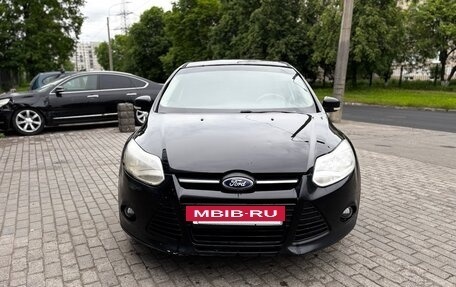 Ford Focus III, 2013 год, 390 000 рублей, 2 фотография