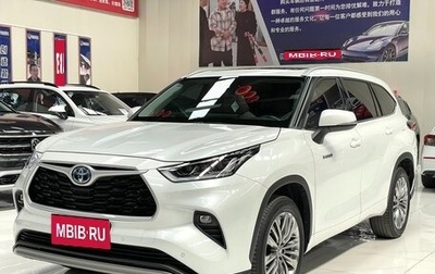 Toyota Highlander, 2022 год, 3 989 000 рублей, 1 фотография