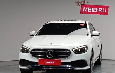 Mercedes-Benz E-Класс, 2022 год, 4 040 000 рублей, 1 фотография