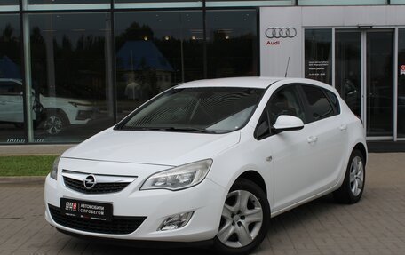 Opel Astra J, 2011 год, 925 000 рублей, 1 фотография
