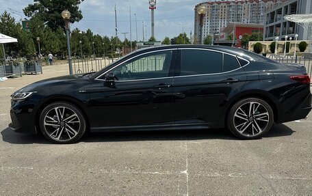 Toyota Camry, 2024 год, 3 300 000 рублей, 5 фотография