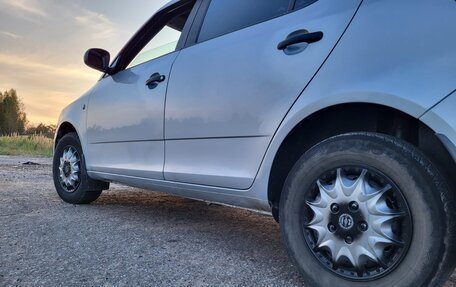 Skoda Fabia II, 2011 год, 500 000 рублей, 9 фотография