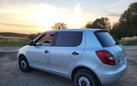 Skoda Fabia II, 2011 год, 500 000 рублей, 7 фотография