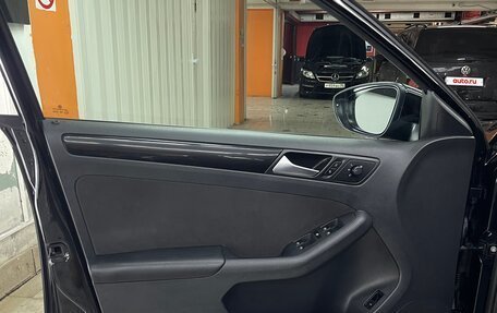 Volkswagen Jetta VI, 2013 год, 1 290 000 рублей, 10 фотография