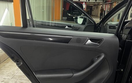 Volkswagen Jetta VI, 2013 год, 1 290 000 рублей, 15 фотография