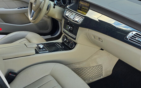Mercedes-Benz CLS, 2012 год, 2 350 000 рублей, 11 фотография
