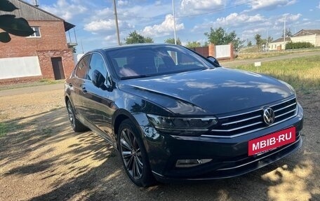 Volkswagen Passat B8 рестайлинг, 2021 год, 3 200 000 рублей, 3 фотография
