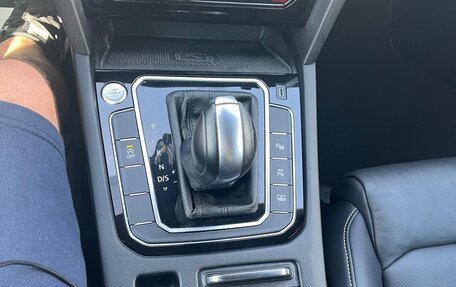 Volkswagen Passat B8 рестайлинг, 2021 год, 3 200 000 рублей, 11 фотография