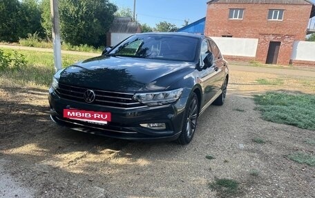 Volkswagen Passat B8 рестайлинг, 2021 год, 3 200 000 рублей, 33 фотография