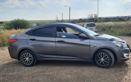 Hyundai Solaris II рестайлинг, 2014 год, 1 050 000 рублей, 3 фотография