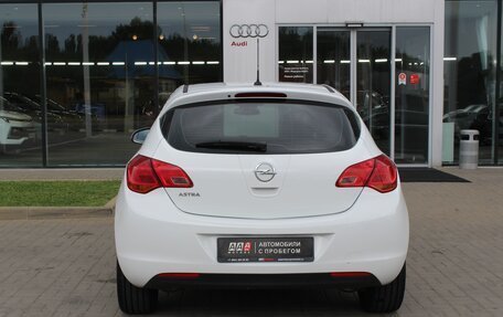 Opel Astra J, 2011 год, 925 000 рублей, 5 фотография
