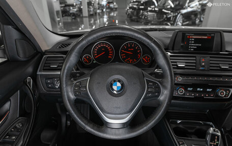 BMW 3 серия, 2017 год, 1 880 000 рублей, 10 фотография