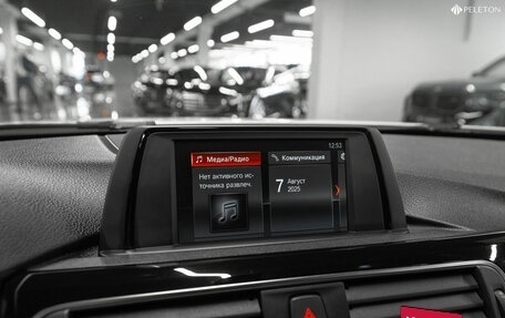 BMW 3 серия, 2017 год, 1 880 000 рублей, 15 фотография