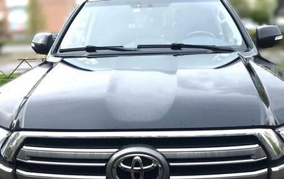 Toyota Land Cruiser 200, 2015 год, 5 000 000 рублей, 1 фотография