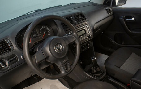 Volkswagen Polo VI (EU Market), 2015 год, 699 000 рублей, 7 фотография