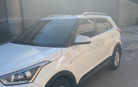Hyundai Creta I рестайлинг, 2018 год, 1 750 000 рублей, 3 фотография