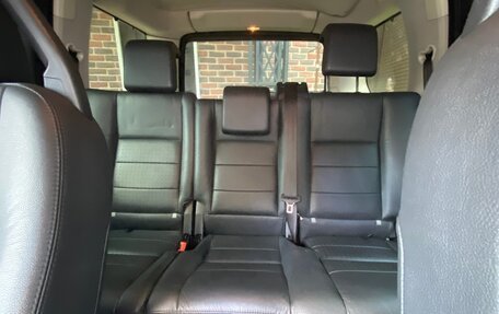 Land Rover Discovery III, 2008 год, 777 000 рублей, 17 фотография