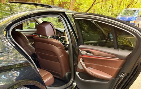 BMW 5 серия, 2020 год, 38 000 000 рублей, 13 фотография