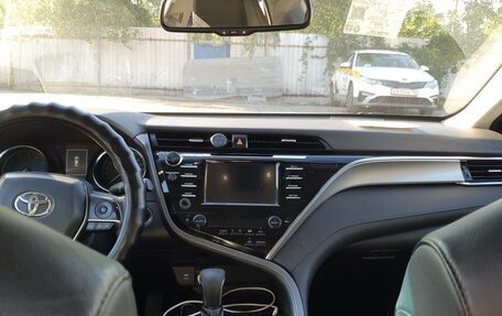 Toyota Camry, 2019 год, 1 400 000 рублей, 8 фотография