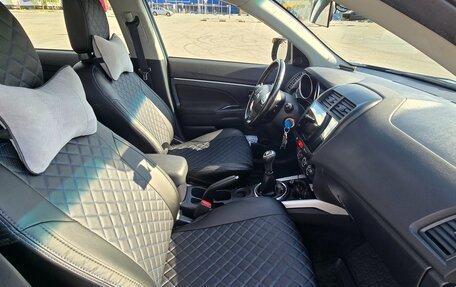 Mitsubishi ASX I рестайлинг, 2010 год, 1 000 000 рублей, 24 фотография