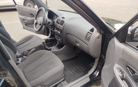 Hyundai Accent II, 2005 год, 400 000 рублей, 11 фотография