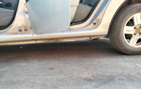 Renault Logan I, 2006 год, 305 000 рублей, 10 фотография