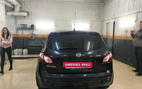 Nissan Qashqai, 2010 год, 1 000 000 рублей, 2 фотография
