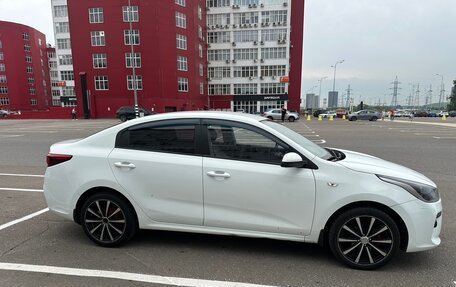 KIA Rio IV, 2018 год, 1 300 000 рублей, 7 фотография