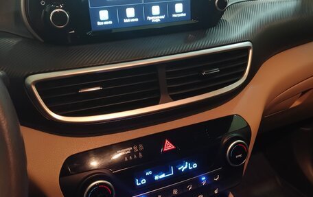 Hyundai Tucson III, 2019 год, 2 500 000 рублей, 11 фотография
