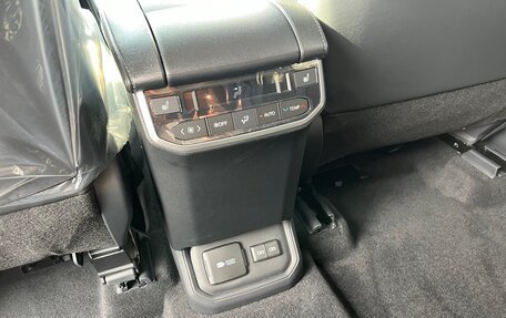 Toyota Highlander, 2025 год, 5 199 000 рублей, 10 фотография