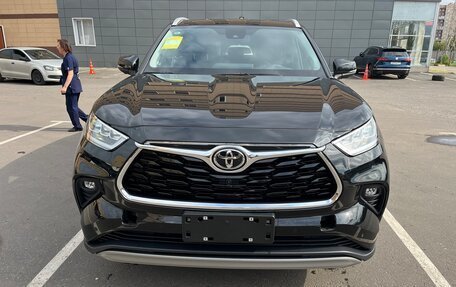 Toyota Highlander, 2025 год, 5 199 000 рублей, 14 фотография