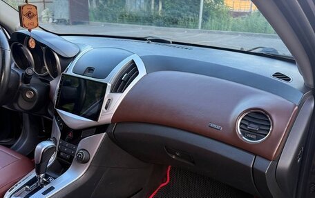 Chevrolet Cruze II, 2013 год, 850 000 рублей, 23 фотография